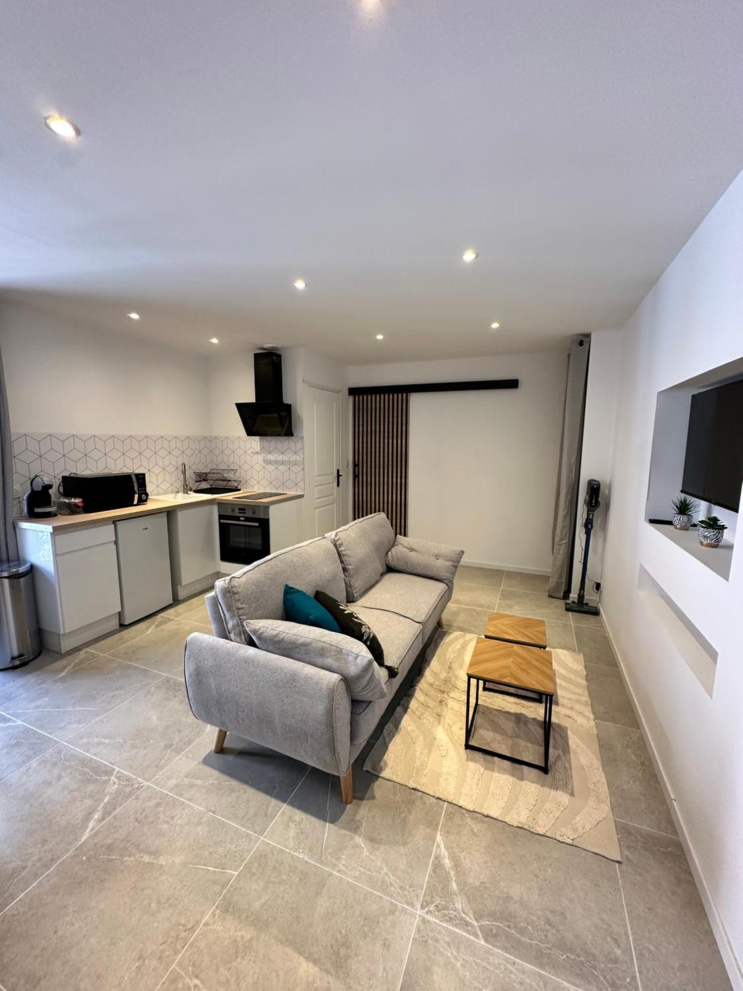 Appartement Centre-Ville Bédarieux Eksteriør bilde